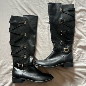 New Thalia Sodi boots! Size 9